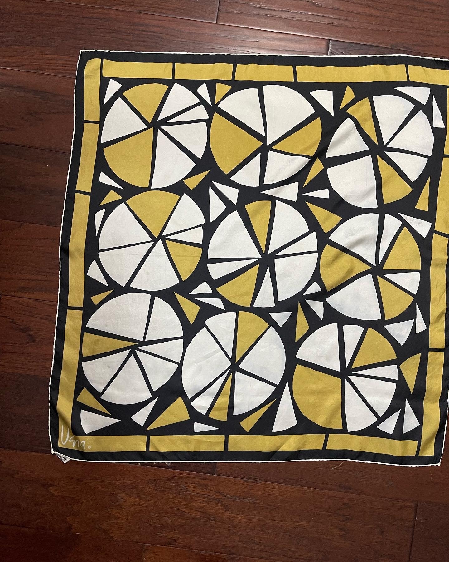 Designer, Vintage,  Vera Neumann silk scarf